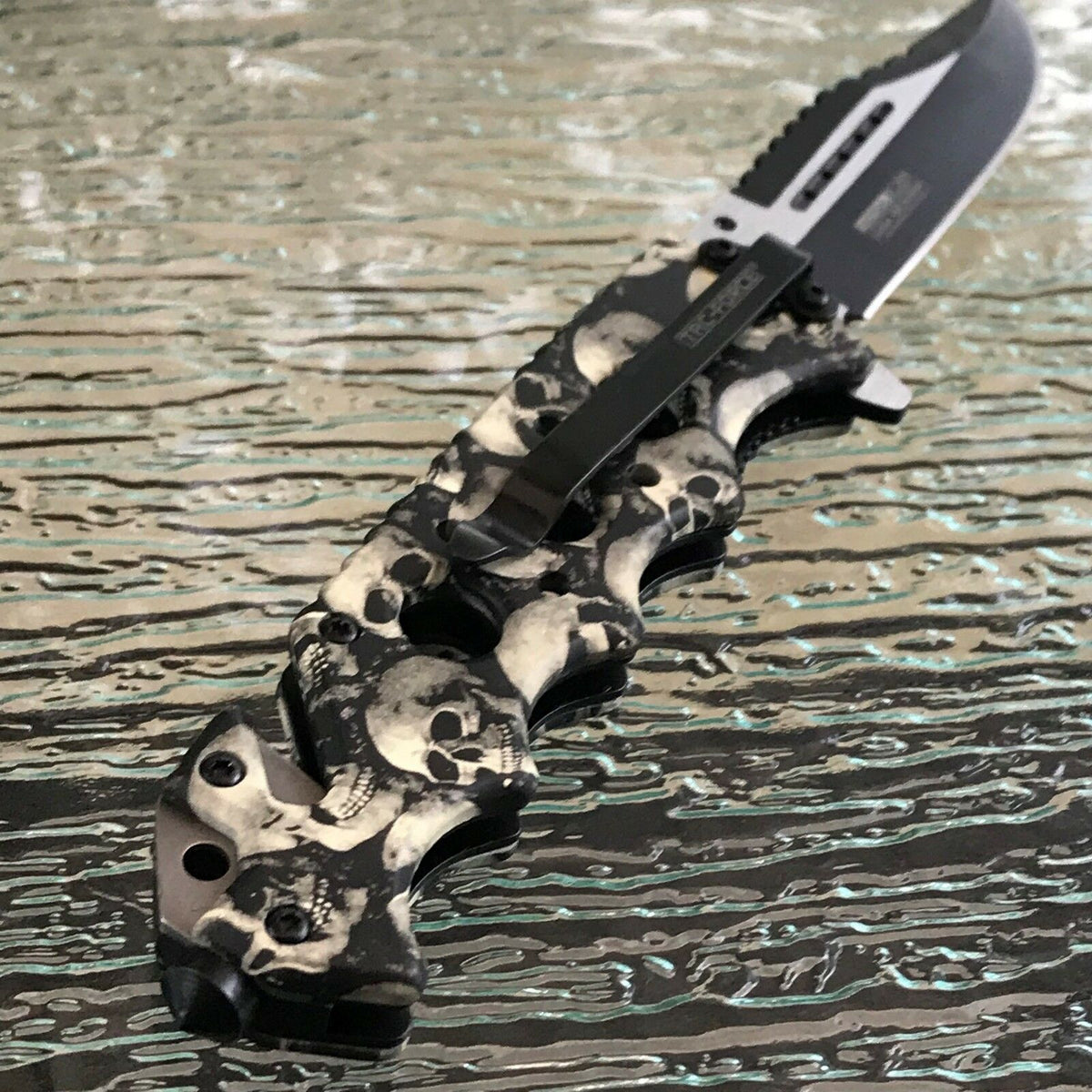 8.25 TAC FORCE SKULLS SPRING ASSISTED TACTICAL FOLDING KNIFE