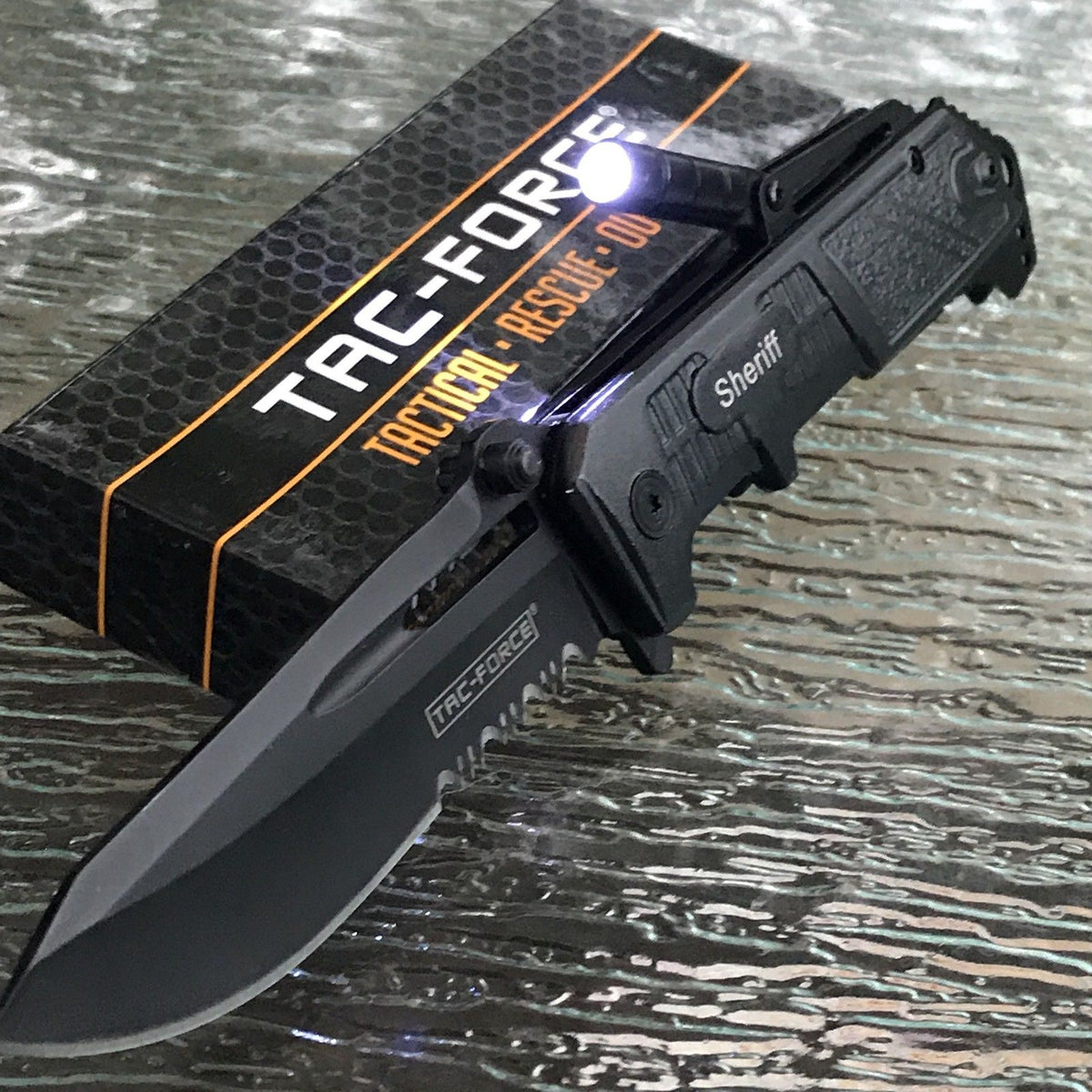 Special Force Pocket Knife With built in Flashlight
