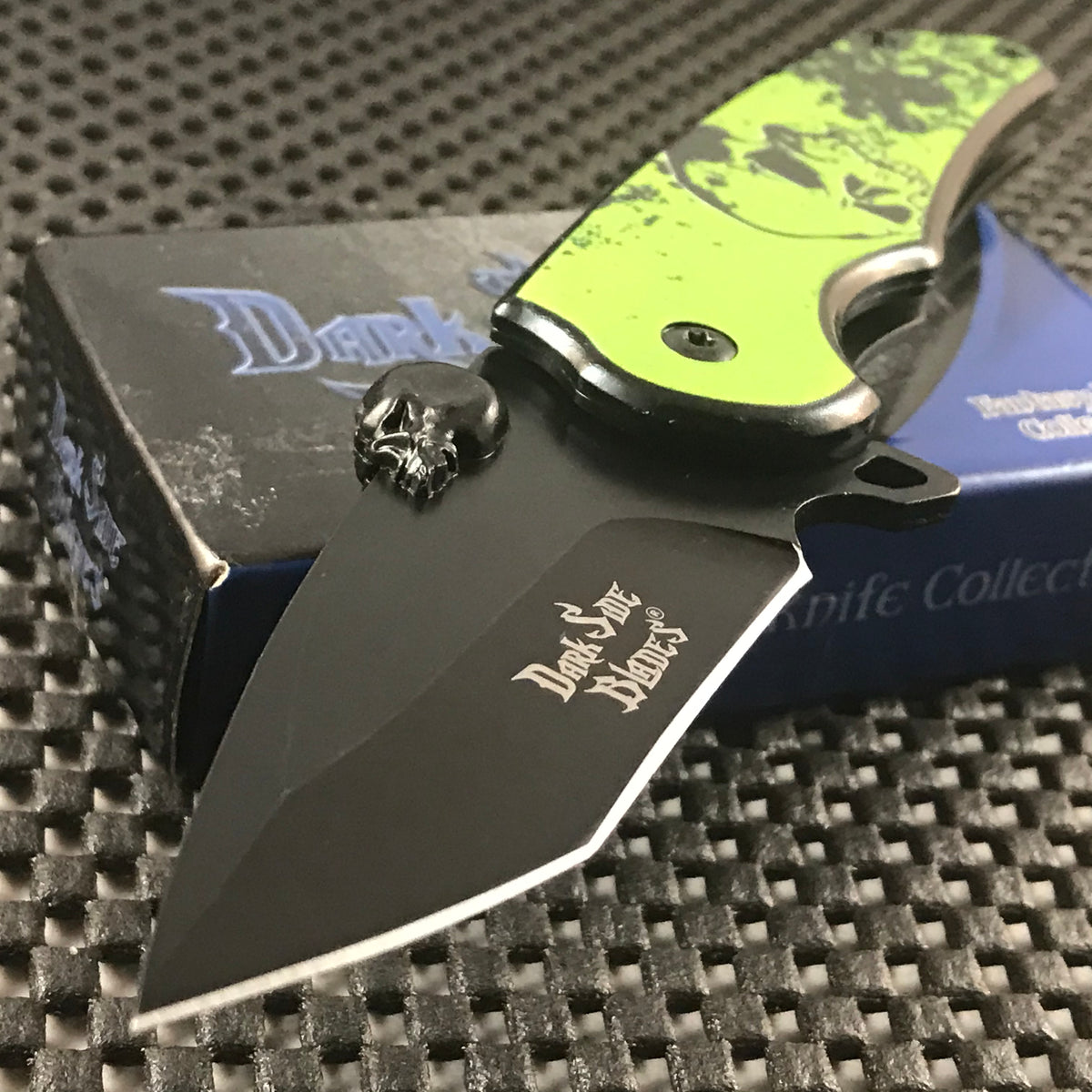 Dark Side Blades Green Skull Fantasy Folding Knife (DS-A083GN)